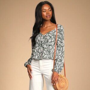 Lulu's sage green white floral sweethear blouse top with balloon peasant sleeves